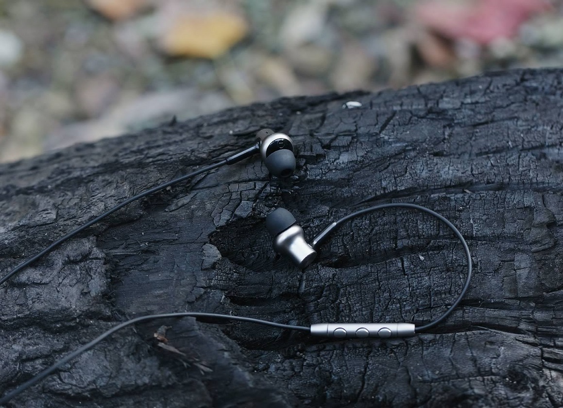 Mi In-Ear Headphones Pro HD 
